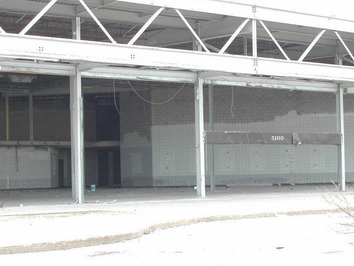 Showcase Cinemas Grand Rapids - 2002 Photo